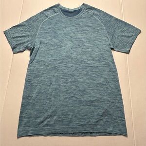 Lululemon Blue Space Dye Metal Vent Tech Short Sleeve Shirt Medium